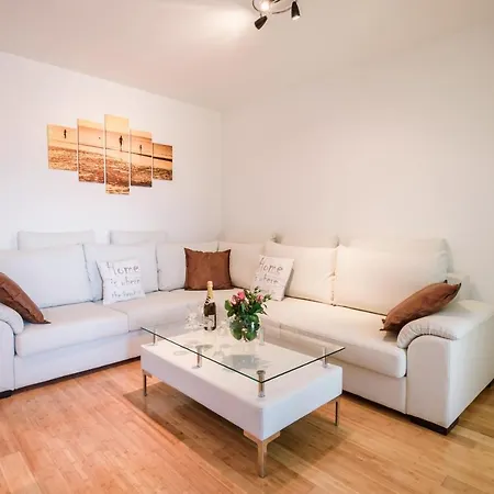 Apartments Antonella Bes Apartament Makarska