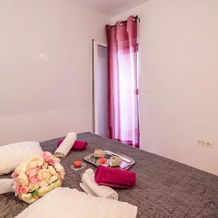 Apartments Antonella Bes Apartment