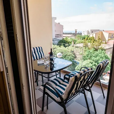 Apartament Apartments Antonella Bes *