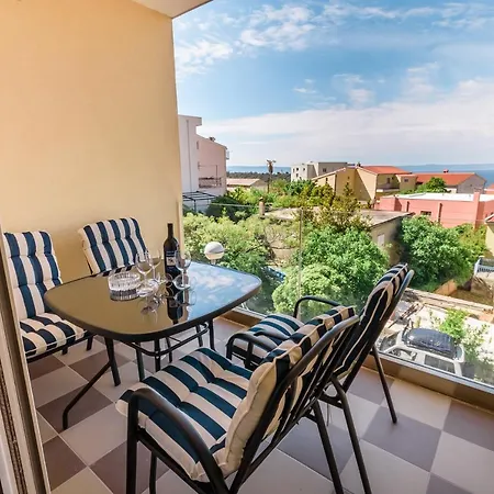 Apartments Antonella Bes * Makarska
